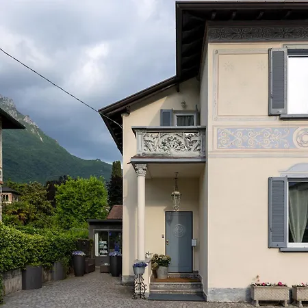 Apartmán Maji - Historic With Pool & Parking, 100m From Ferry & Train