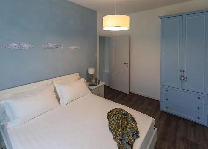 Maji - Historic With Pool & Parking, 100m From Ferry & Train * Mandello del Lario