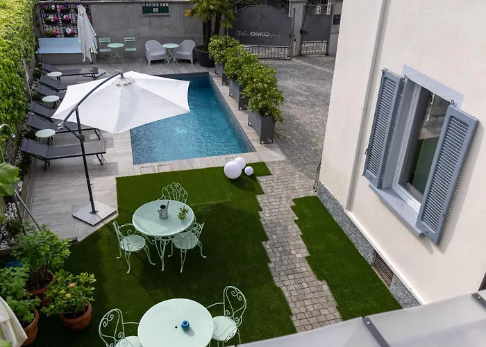 Maji - Historic With Pool & Parking, 100m From Ferry & Train Apartmán