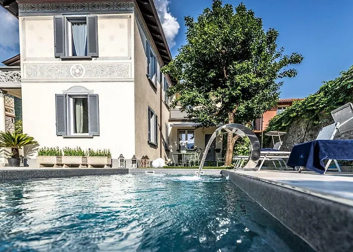 Maji - Historic With Pool & Parking, 100m From Ferry & Train Apartmán Mandello del Lario