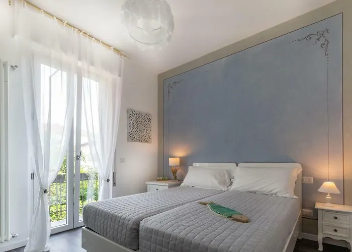 Maji - Historic With Pool & Parking, 100m From Ferry & Train Apartmán Mandello del Lario