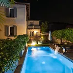 Apartment Maji - Historic With Pool & Parking, 100m From Ferry & Train Mandello del Lario