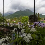 Maji - Historic With Pool & Parking, 100m From Ferry & Train Apartman Mandello del Lario