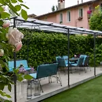 Apartman Maji - Historic With Pool & Parking, 100m From Ferry & Train